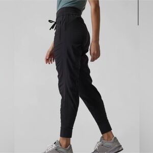 Athleta Black Attitude Jogger‎ Pant Size: 4